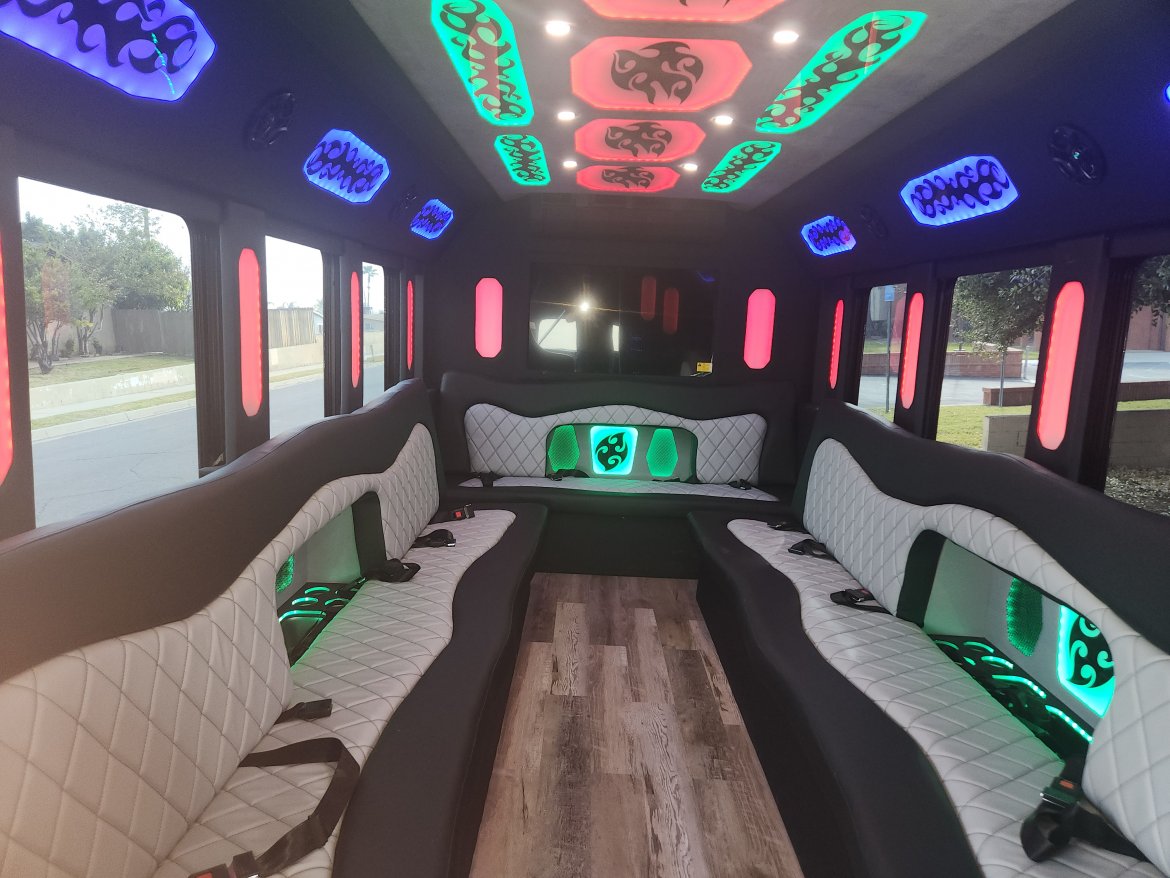 Limo Bus for Sale in Fontana, CA - Photo 11
