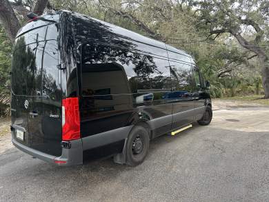 2022   Mercedes-Benz Sprinter  Limo