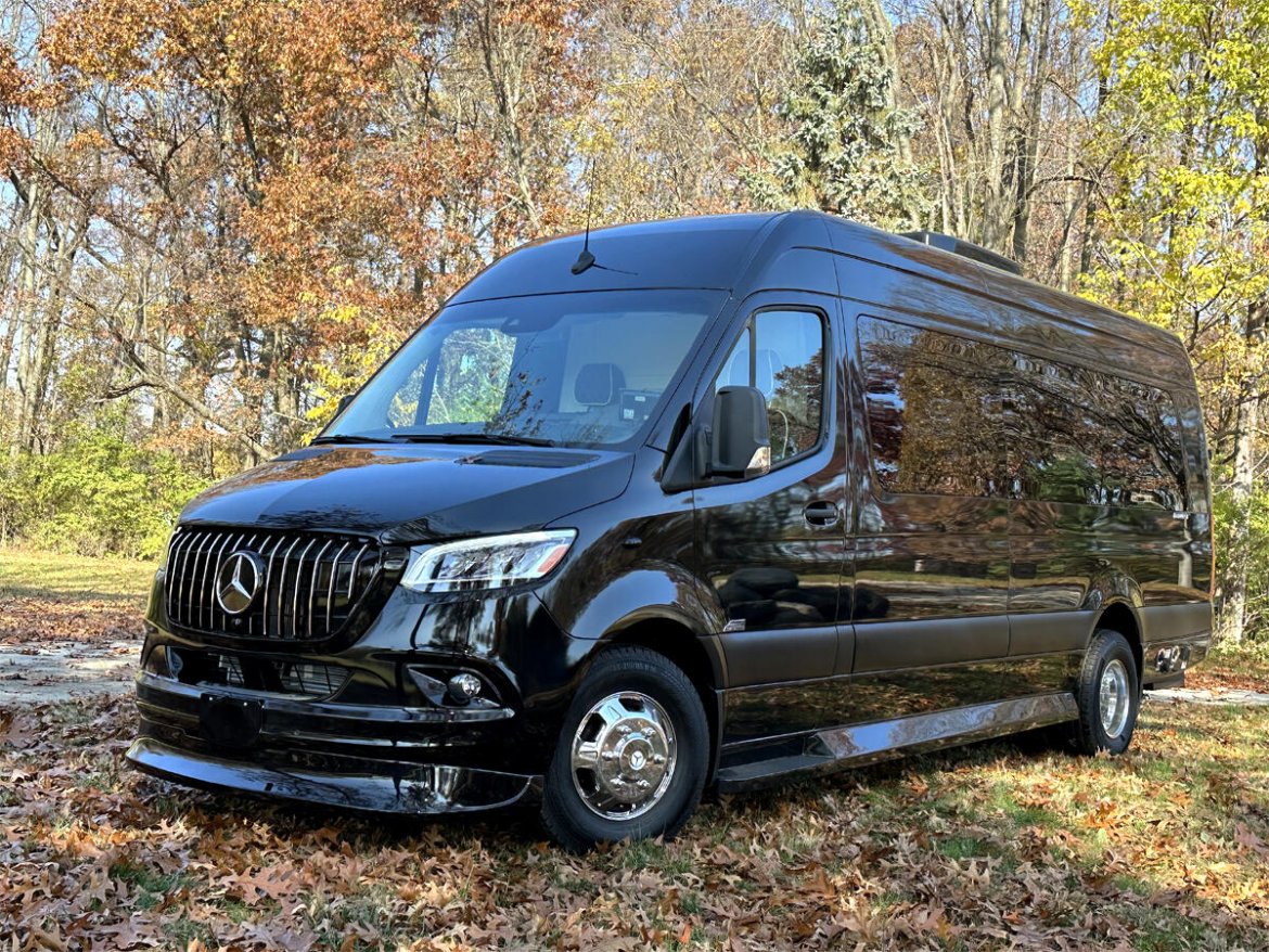 New 2025 MercedesBenz Sprinter for sale in Elkhart, IN WS17209 We