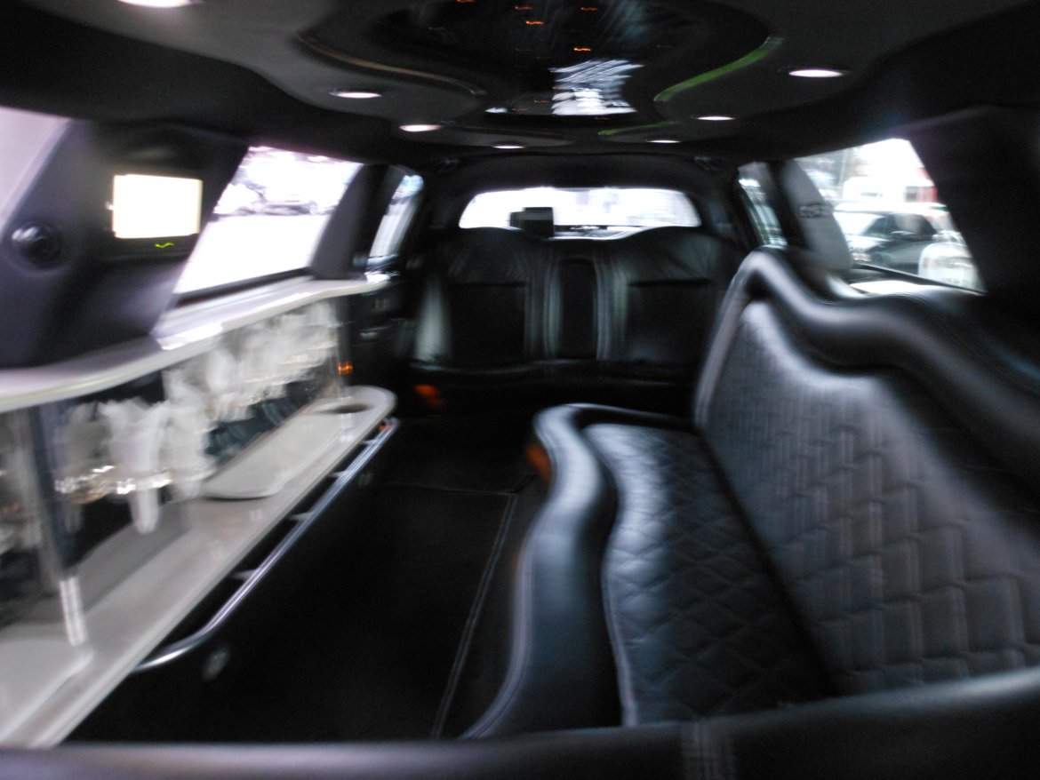 Photo of Limousine for sale: 2004 Lincoln Town Car by Tiffany Coachworks