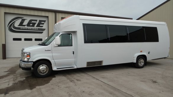 2025 LGE Coachworks Ford Ford E450 Limo Bus