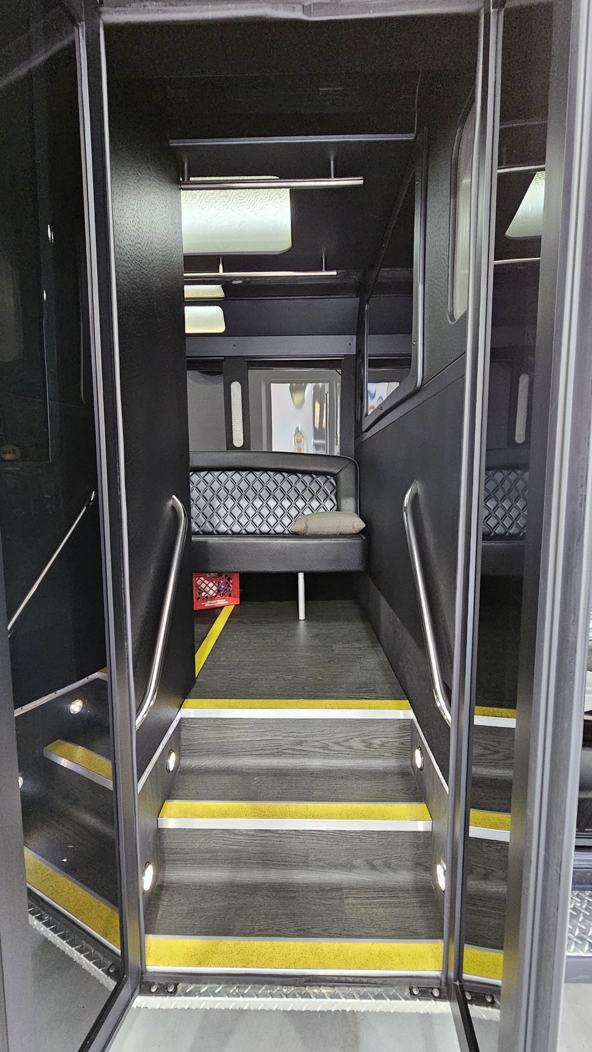 Limo Bus for Sale in Dade City, FL - Photo 13