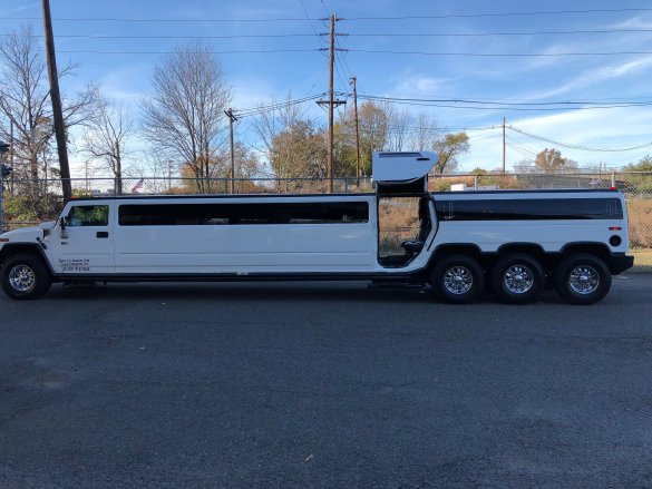 2006 Hummer H2 Tri-Axle SUV Stretch for Sale in Hillside, NJ - Photo 2