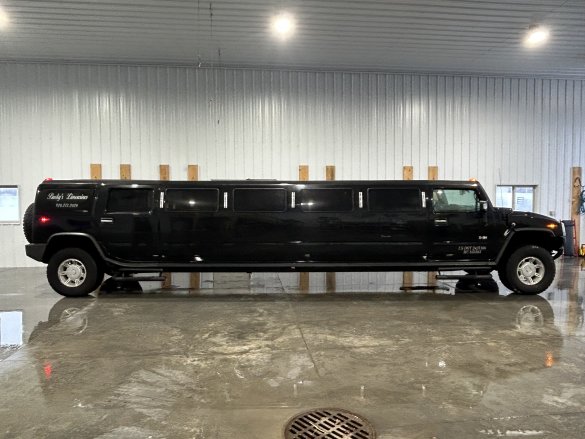 2007 Hummer H2 Stretch 180”  14 passenger SUV Stretch for Sale in Green Bay, WI - Photo 2