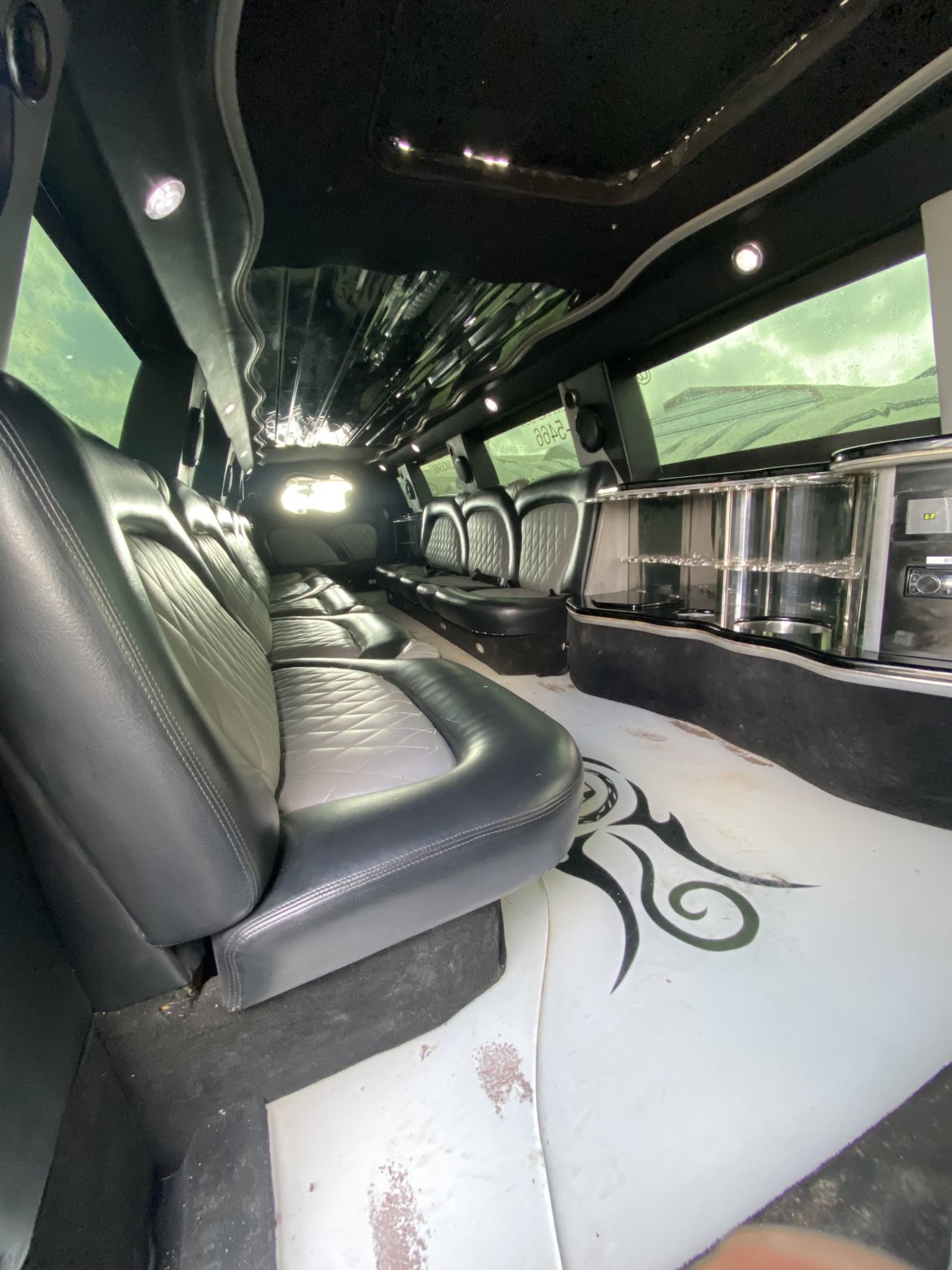 SUV Stretch for Sale in AUSTIN, TX - Photo 4