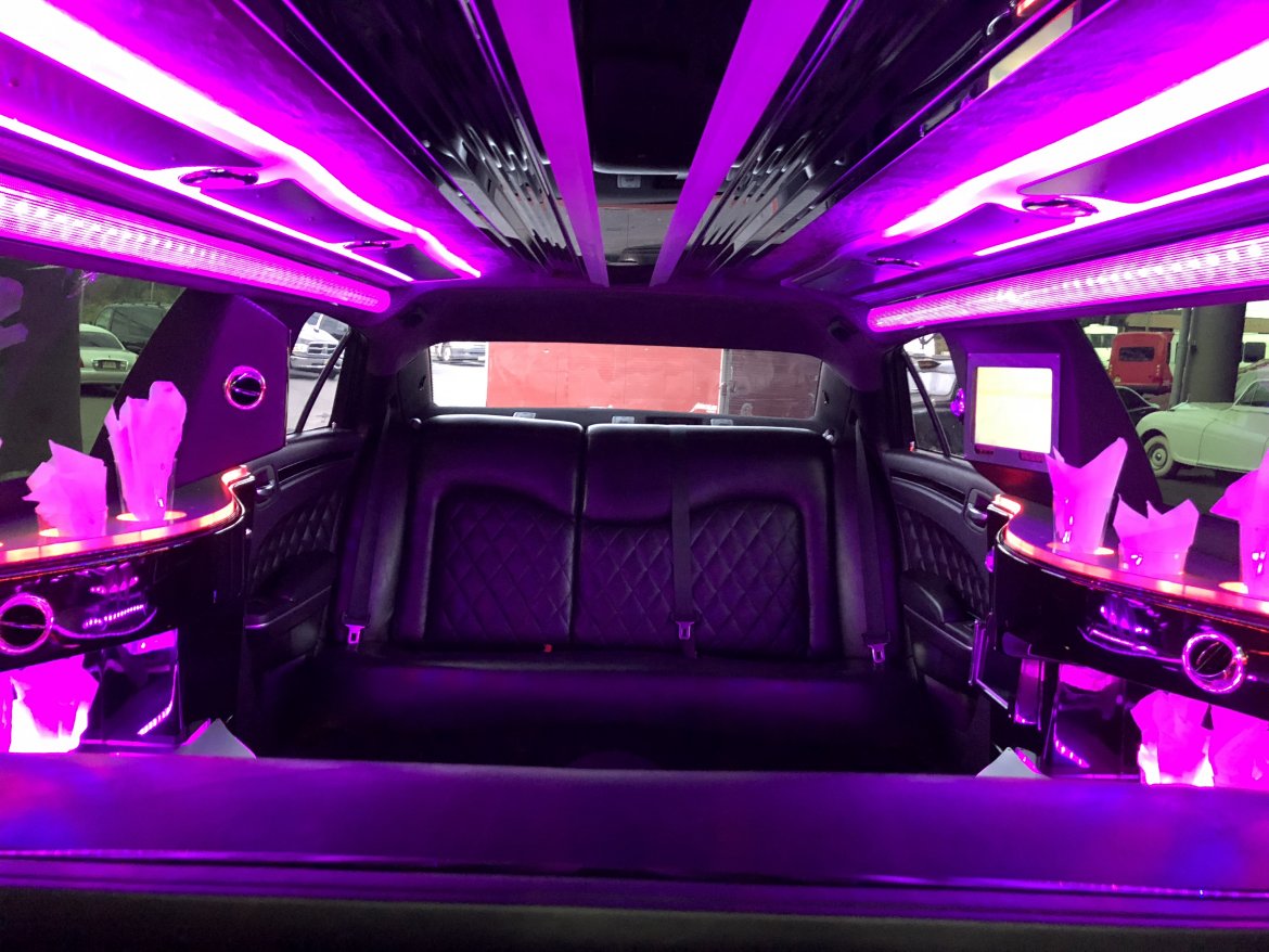 Photo of Limousine for sale: 2014 Chrysler 300 70&quot; by SPV Reduced price with 28k miles
