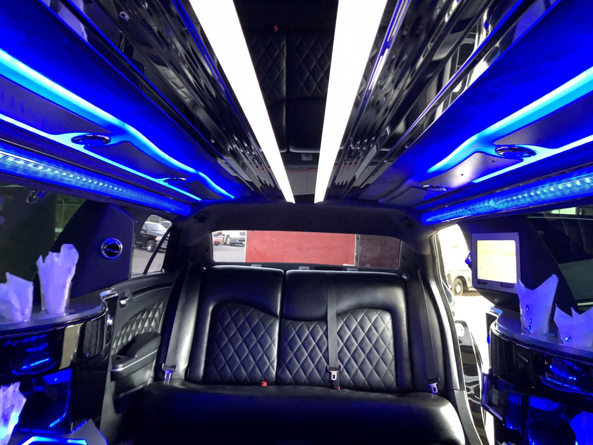 Photo of Limousine for sale: 2014 Chrysler 300 70&quot; by SPV Reduced price with 28k miles