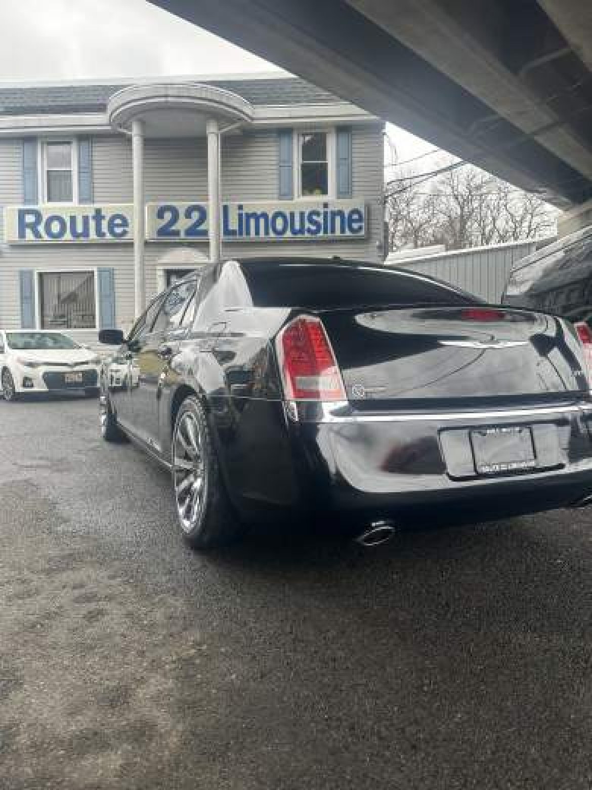 Sedan for sale: 2014 Chrysler 300 Long Door 20&quot; 20&quot; by SPV