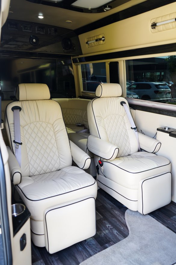 2019 Midwest Automotives Mercedes-Benz Sprinter 2500 Sprinter