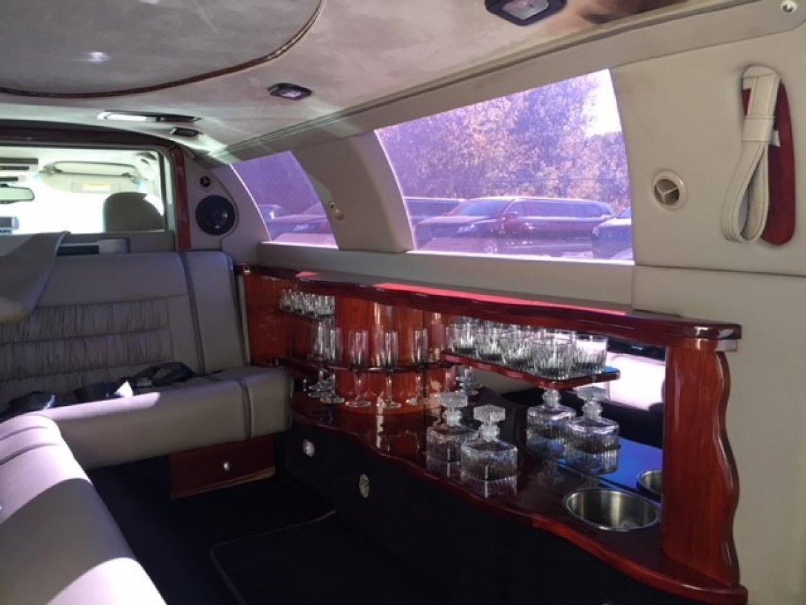 Limousine for sale: 2003 Lincoln Town Car 120&quot; stretch 120&quot; by Empire