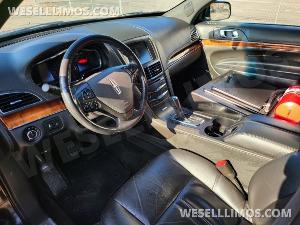 2013 Lincoln MKT Limousine for Sale in Salt Lake City, UT - Photo 3