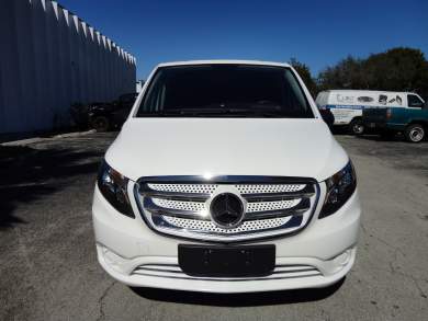 2019 Gci Mercedes-Benz Metris 24" Limousine