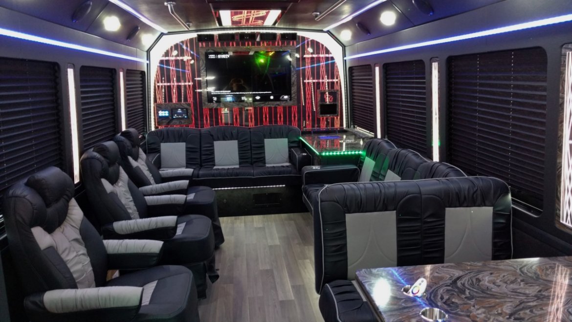 Photo of Limo Bus for sale: 2018 Ford E450 by LGE Coachworks