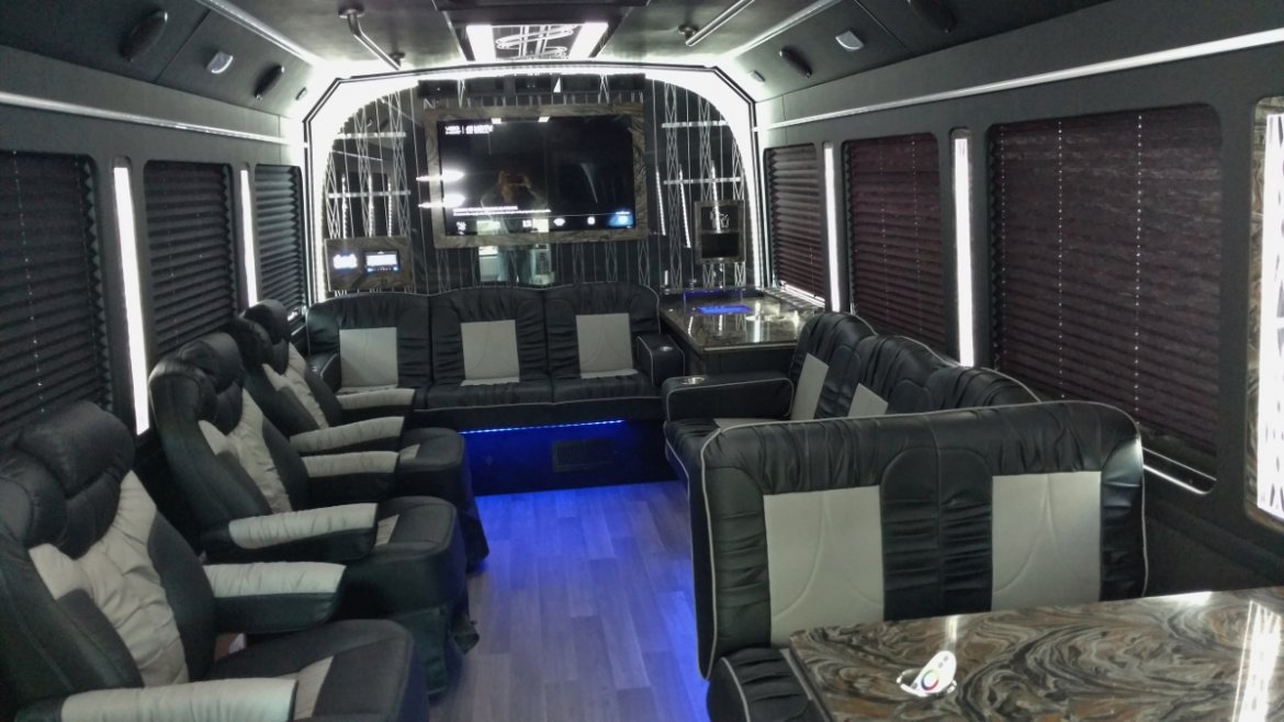 Photo of Limo Bus for sale: 2018 Ford E450 by LGE Coachworks