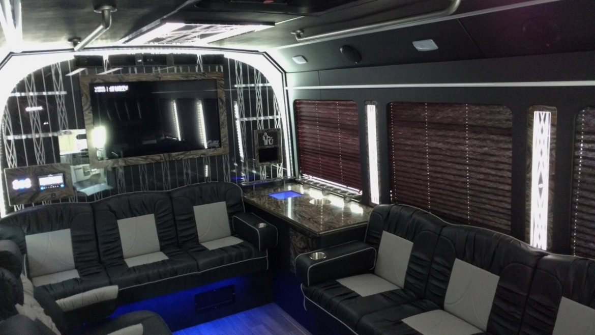 Photo of Limo Bus for sale: 2018 Ford E450 by LGE Coachworks