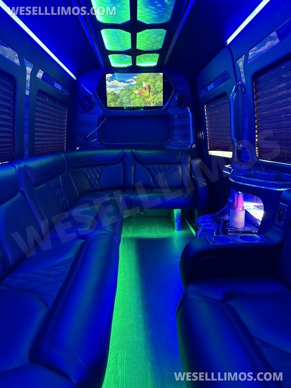 2021 Mercedes-Benz Sprinter XD 3500 Sprinter for Sale in Macomb, MI - Photo 3