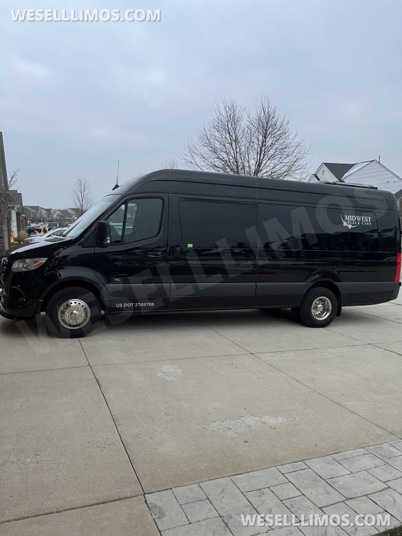 2021 Mercedes-Benz Sprinter XD 3500 Sprinter for Sale in Macomb, MI - Photo 2