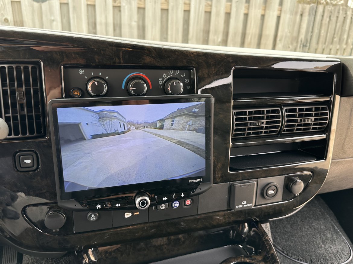 Executive Shuttle for Sale in Baton Rouge, LA - Photo 11