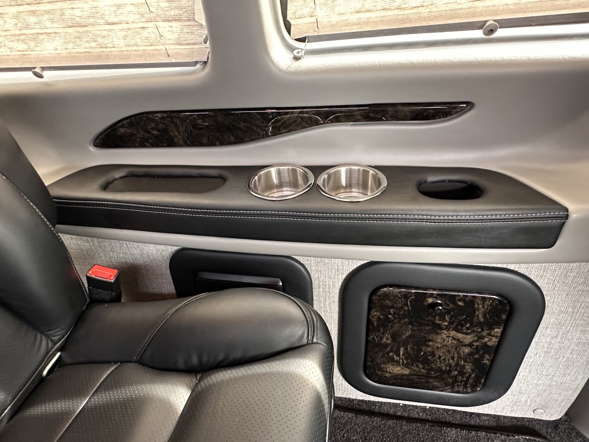 Executive Shuttle for Sale in Baton Rouge, LA - Photo 17