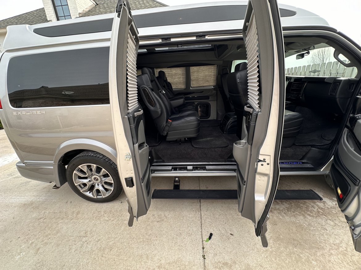 Executive Shuttle for Sale in Baton Rouge, LA - Photo 20