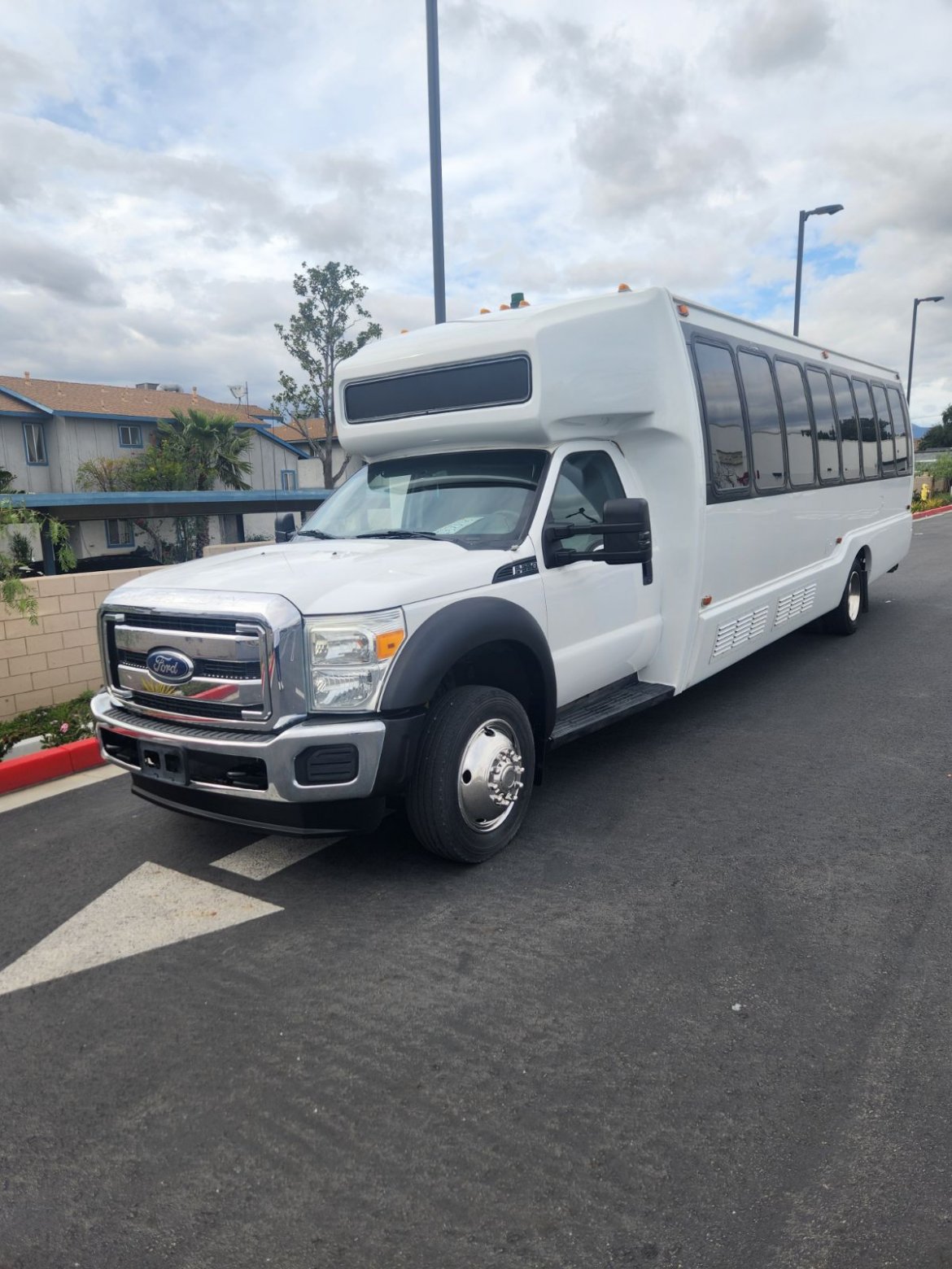 Limo Bus for Sale in Fontana, CA - Photo 2