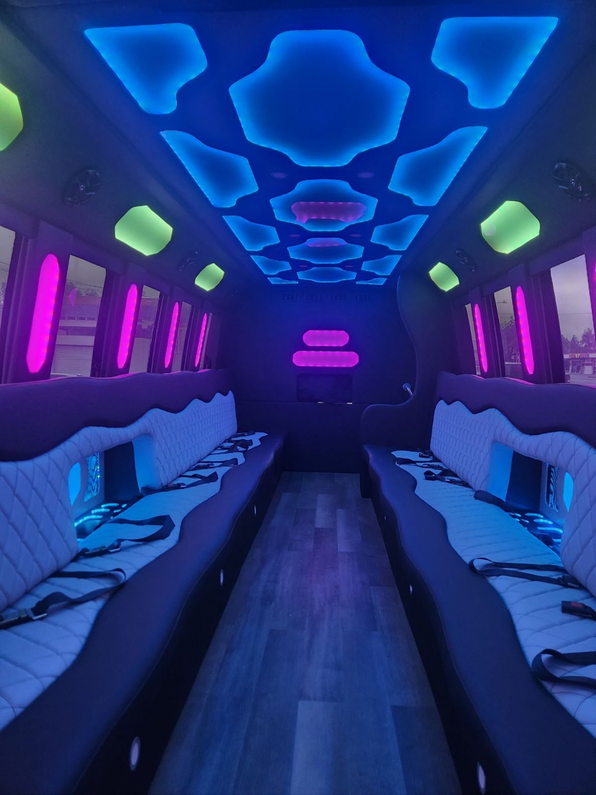 Limo Bus for Sale in Fontana, CA - Photo 12