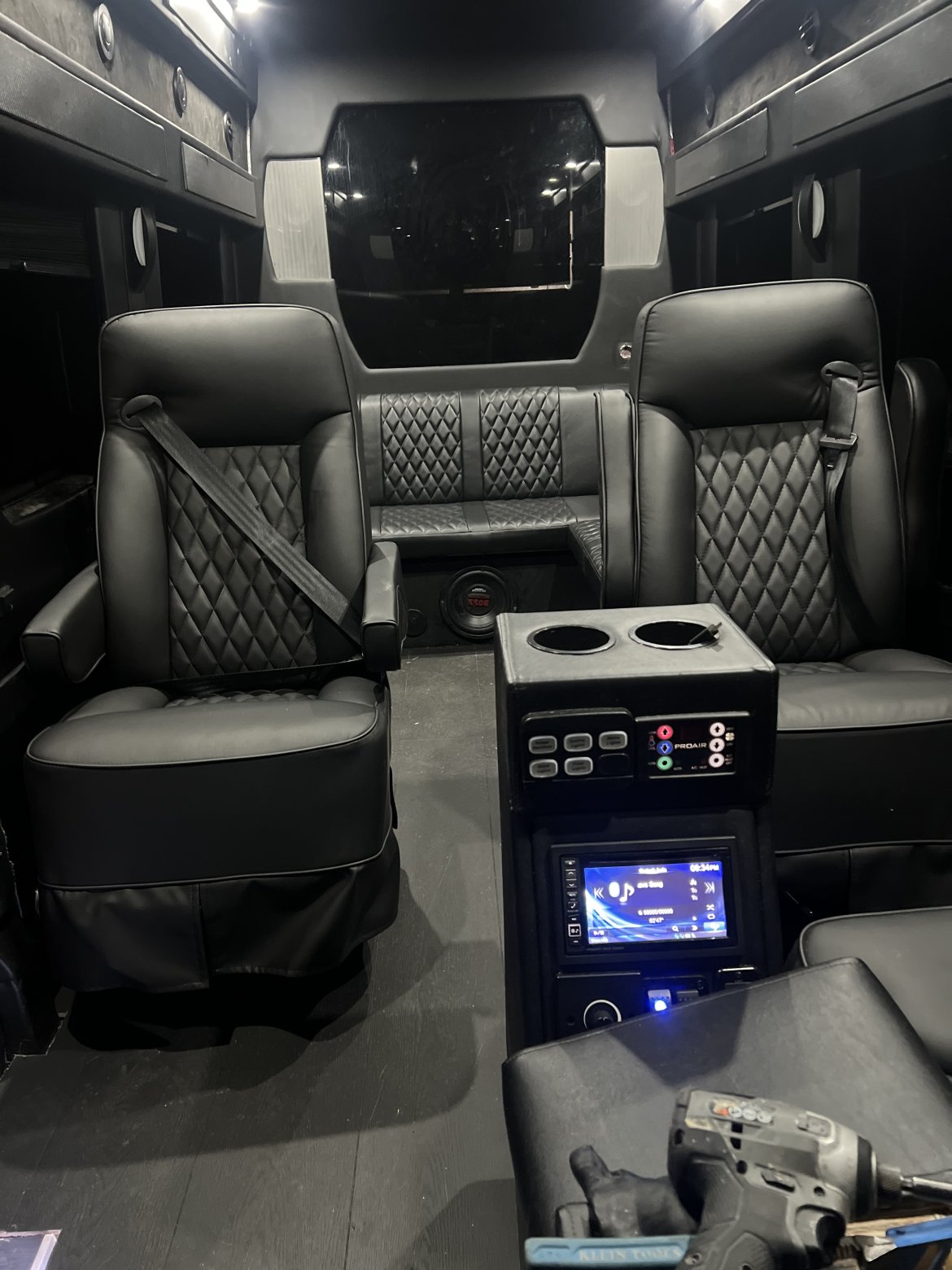 Limousine for Sale in Southfield, MI - Photo 22