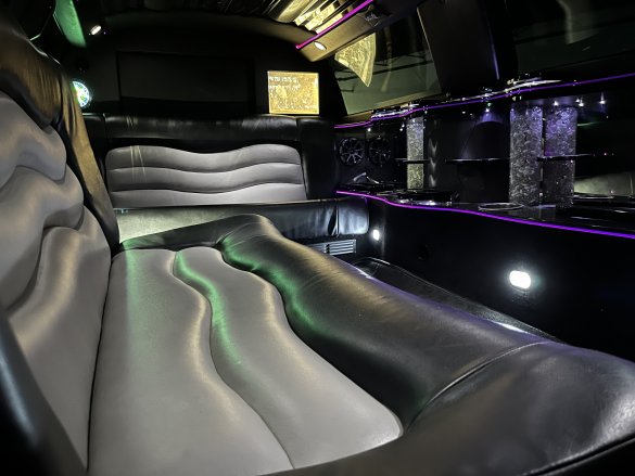 2008 Lincoln Town Car Limousine for Sale in Richmond, VA - Photo 3