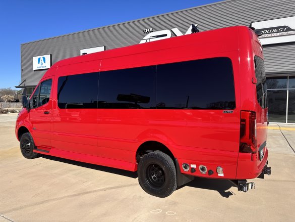 2024 Luxe Cruiser D6 4x4 Sprinter - Midwest Automotive Designs