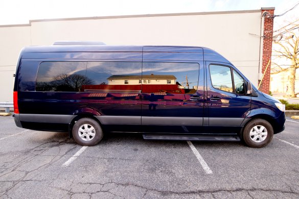 2023 Mercedes-Benz Sprinter 170" 2500 Extended Limousine for Sale in South Hackensack, NJ - Photo 3