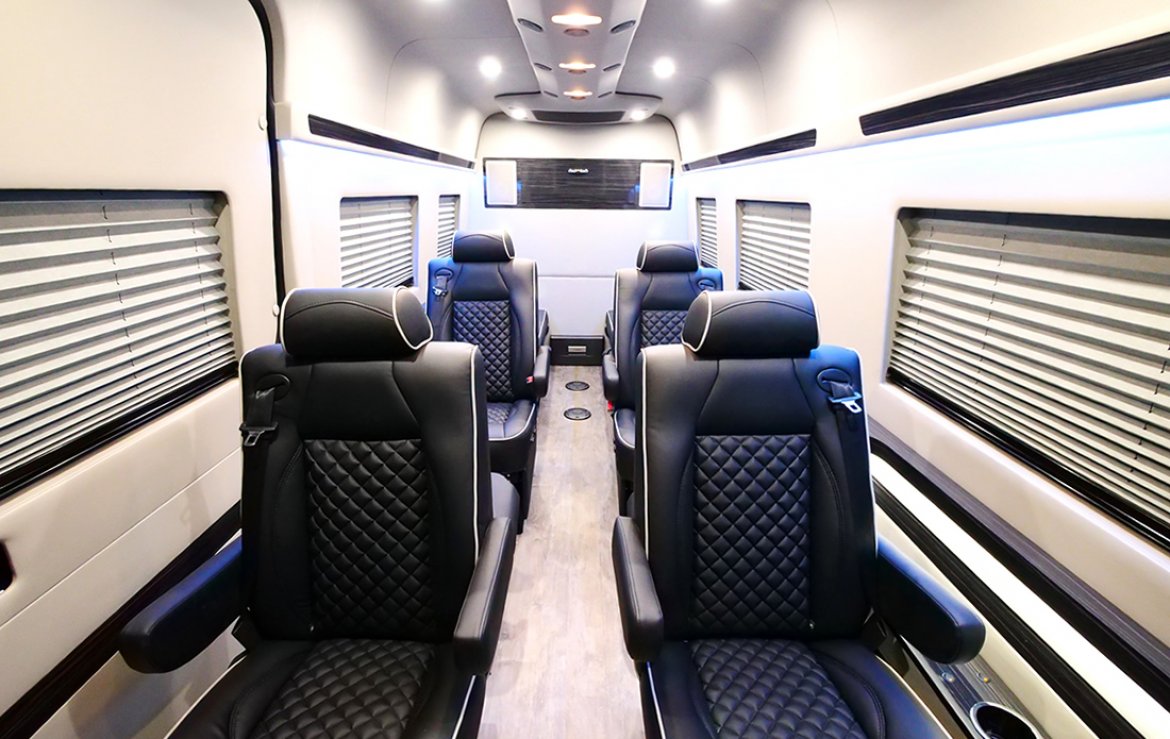 Limousine for Sale in South Hackensack, NJ - Photo 10