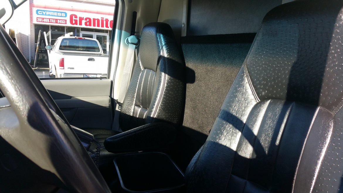 Photo of Limo Bus for sale: 2008 Ford E 450 by Tiffany