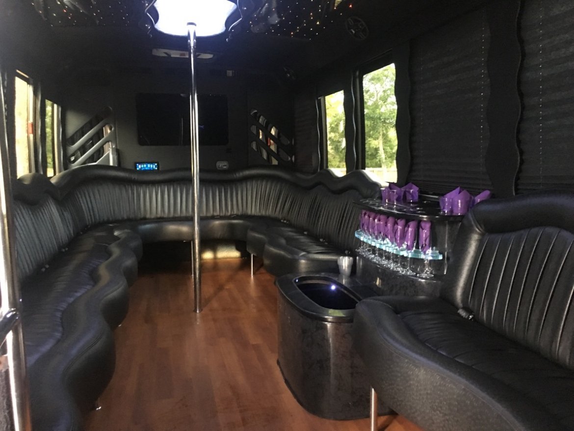 Photo of Limo Bus for sale: 2008 Ford E 450 by Tiffany