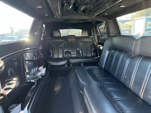 2014 Executive Coach Lincoln MKT Limousine