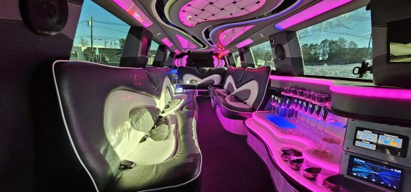 2015 Limos by Moonlight Cadillac Escalade ESV SUV Stretch