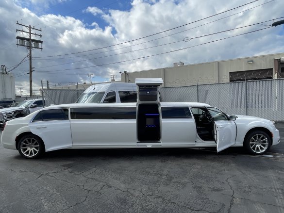 2023 Chrysler 300 140" Jet Door Limousine for Sale in Anaheim, CA - Main Photo