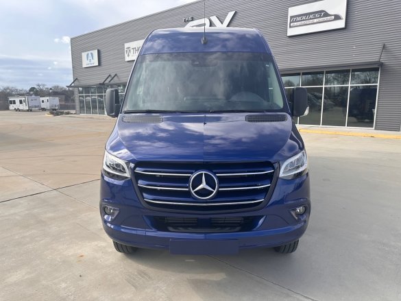 2024 Midwest Automotive Mercedes-Benz Luxe Cruiser D6 4x4 Sprinter