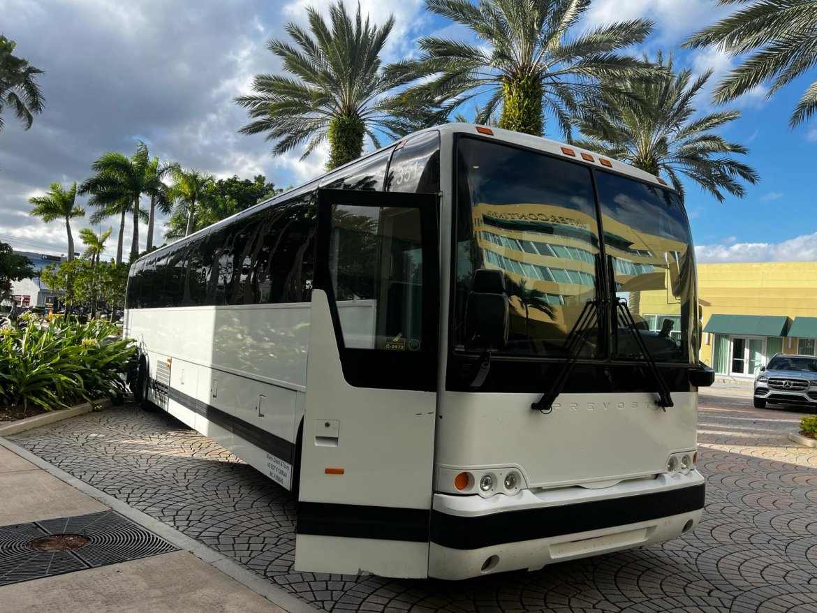 Motorcoach for sale: 2011 Prevost X345 45&quot; by prevost