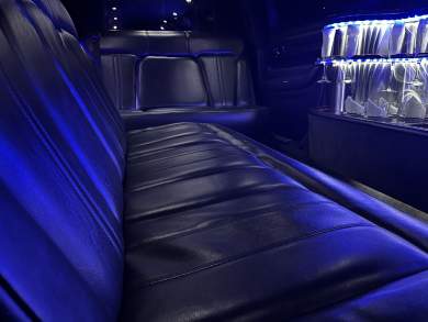 2013 Lincoln MKT 5Door Limousine for Sale in Richmond, Virginia, US - Photo 3