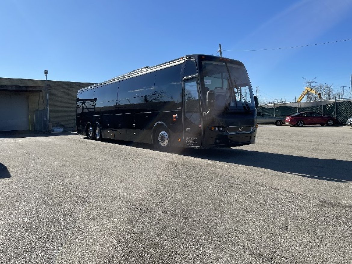 Motorcoach for sale: 2019 Volvo 9700