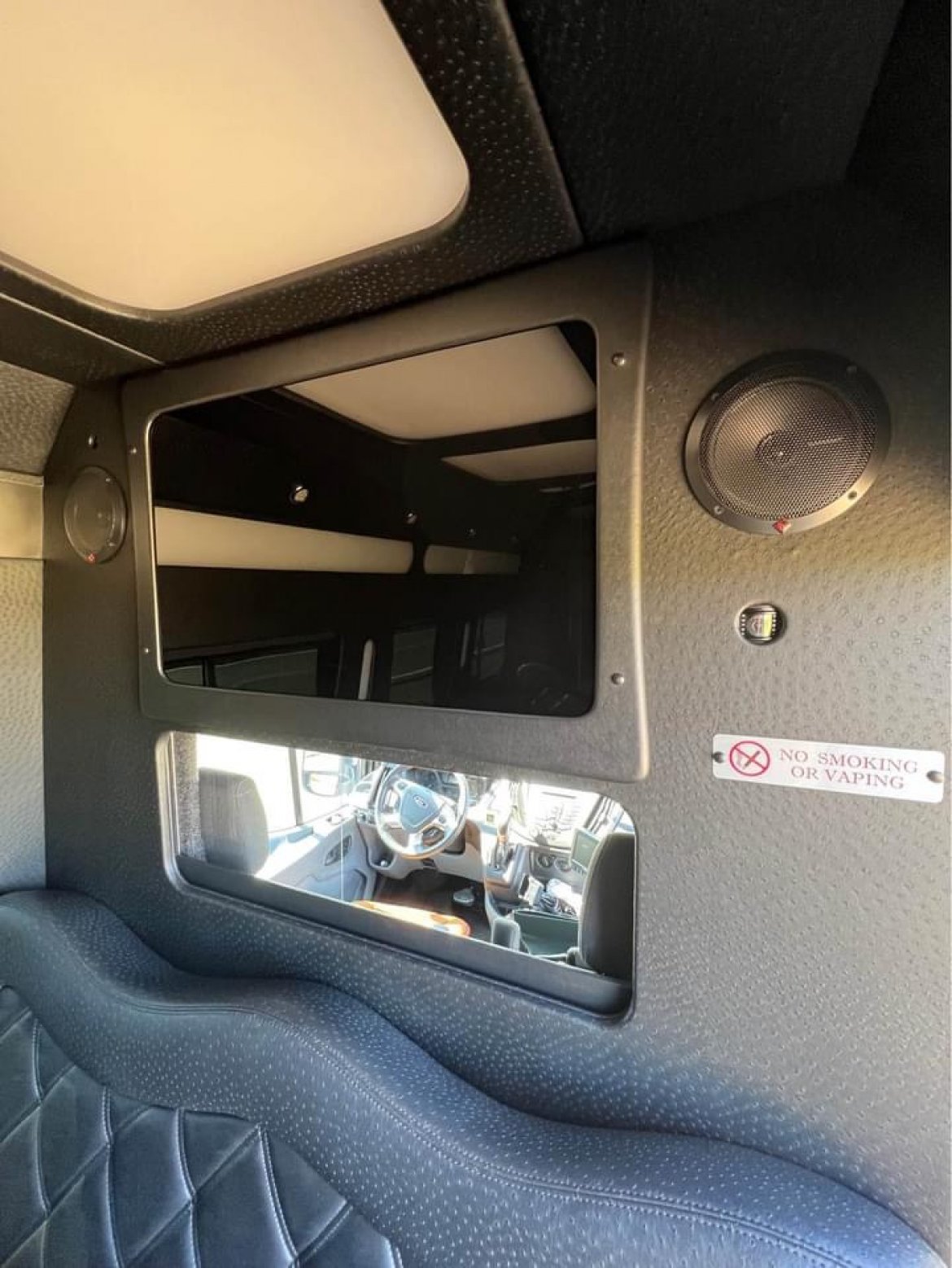 Limousine for Sale in Napa, CA - Photo 8