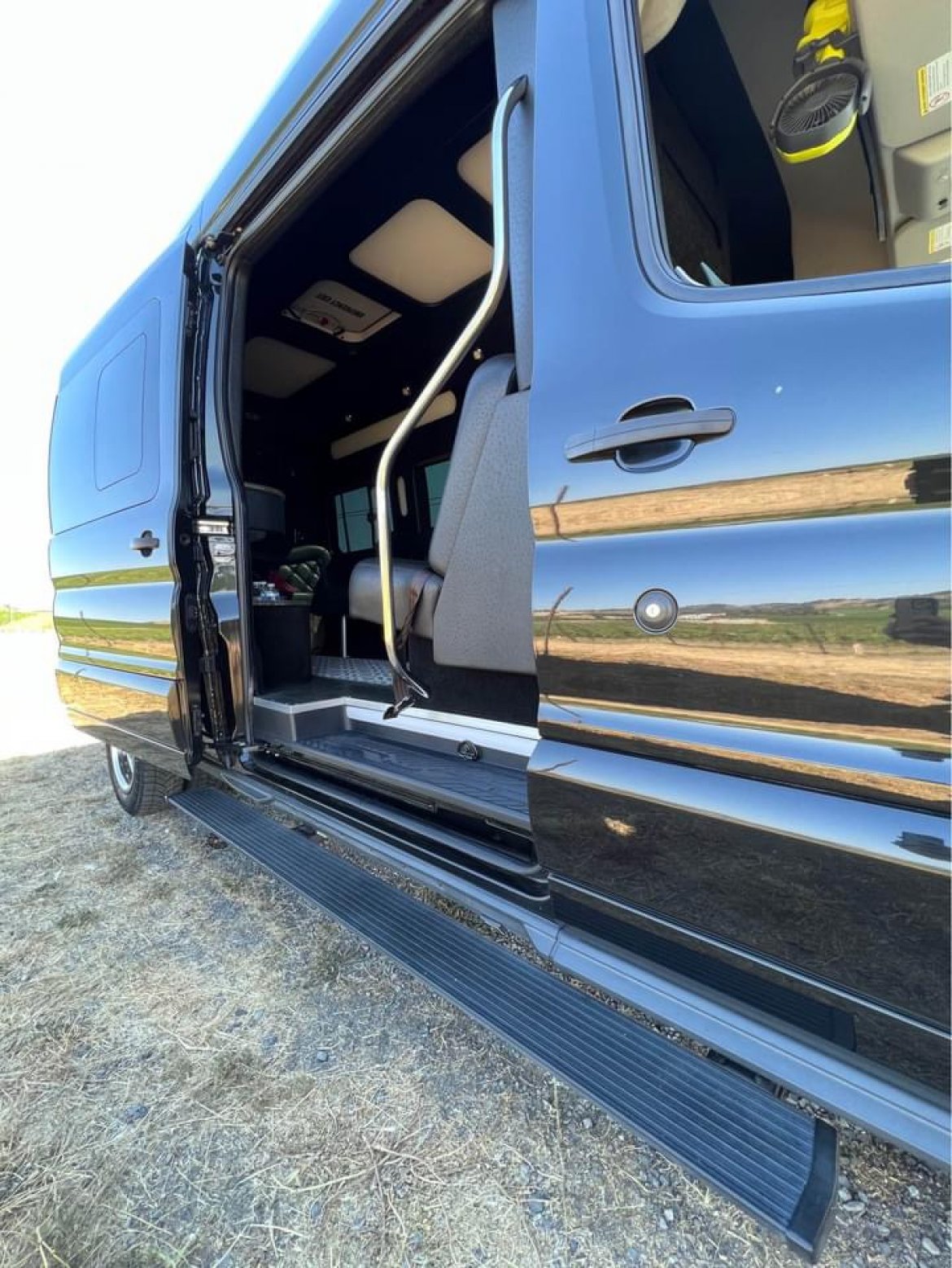 Limousine for Sale in Napa, CA - Photo 9