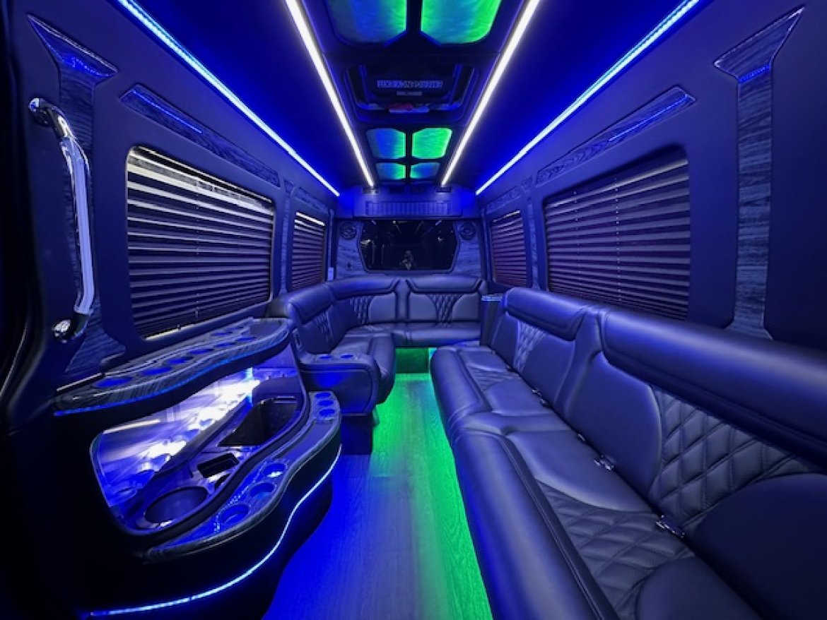 Sprinter for Sale in Erie, PA - Photo 3