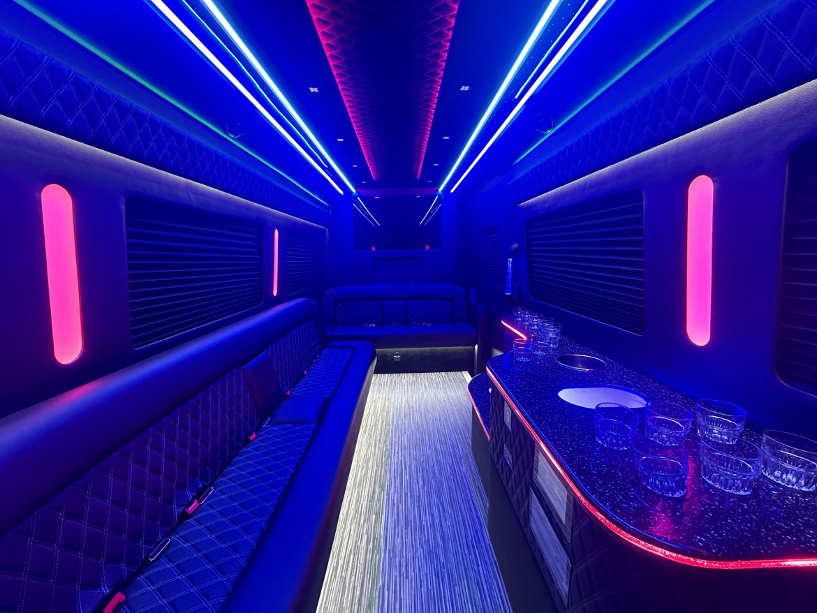 Sprinter for Sale in Erie, PA - Photo 9