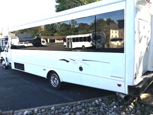 2014 International MaxxForce Diesel Shuttle Bus for Sale in Oaklyn, NJ - Photo 3