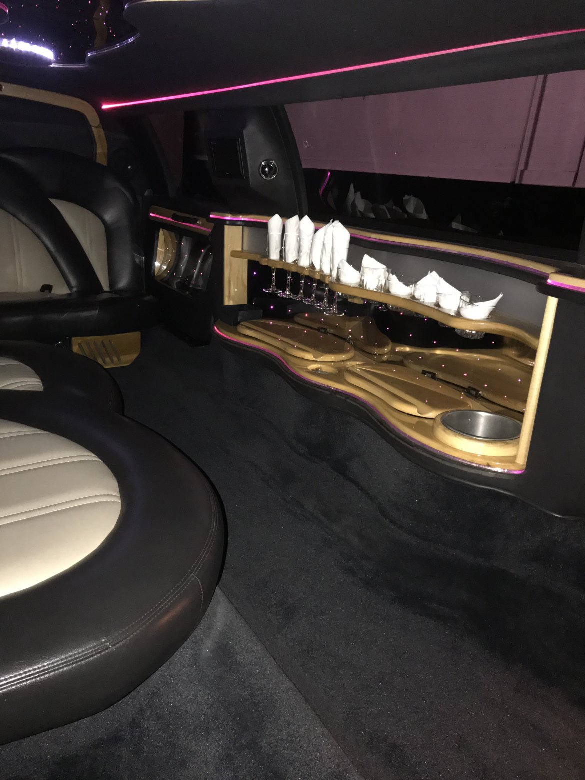 Photo of Limousine for sale: 2011 Lincoln Town Car