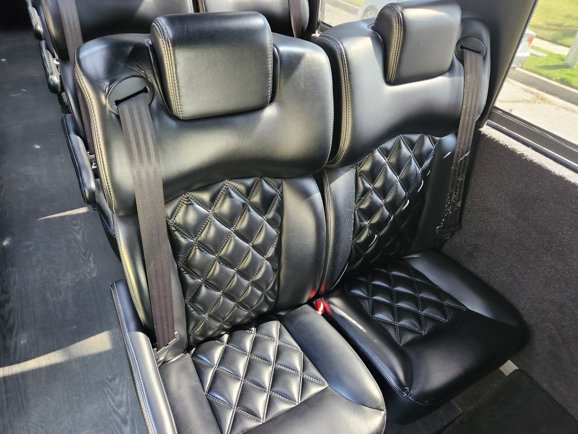 Executive Shuttle for Sale in Fontana, CA - Photo 15