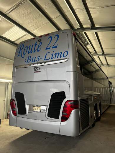 2011 Setra Mercedes Coach S417 Motor Coach  56 Pax new PAINT last June & low price TO GO Fast