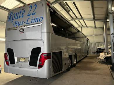 2011 Setra Mercedes Coach S417 Motor Coach  56 Pax new PAINT last June & low price TO GO Fast