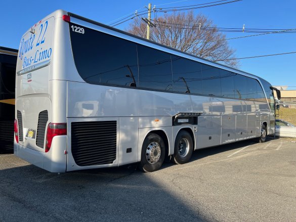 2011 Setra Mercedes Coach S417 Motor Coach  56 Pax new PAINT last June & low price TO GO Fast